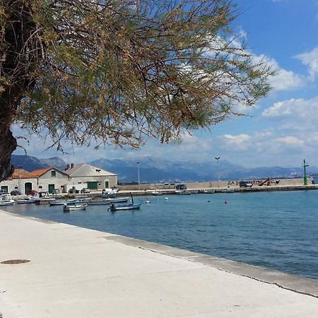 Studio Apartment Lola Kastela Dış mekan fotoğraf