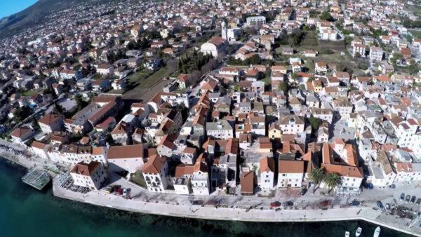 Studio Apartment Lola Kastela Dış mekan fotoğraf